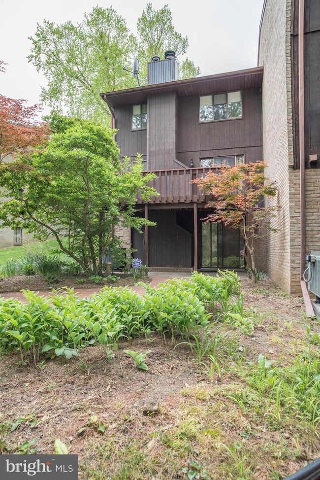 Building Photo - 2111 Chapel Valley Ln