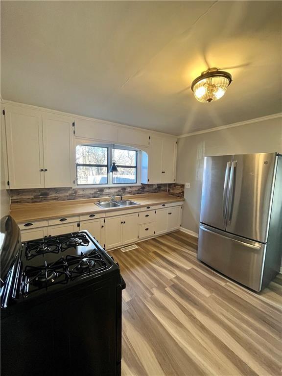 Primary Photo - 107 Poplar St