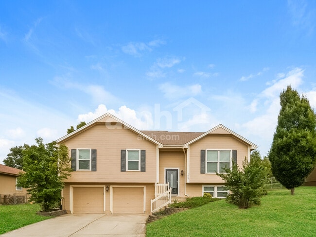Building Photo - 1608 Johnston Dr
