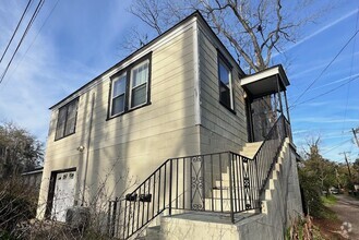 Building Photo - 303 Virginia Ave