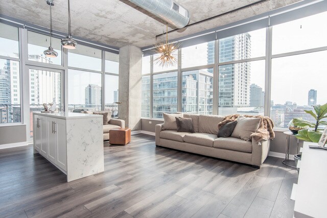 Foto del edificio - 50 E 16th St