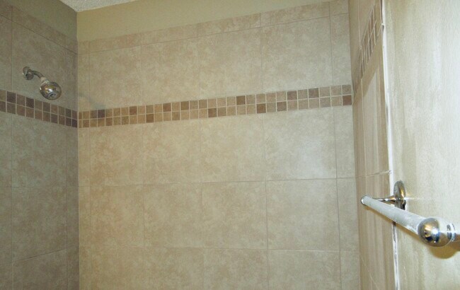 Foto del edificio - 932 Beau Ct