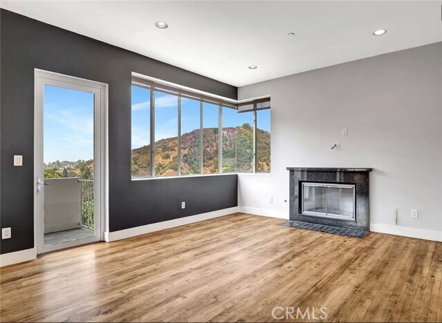 Foto del edificio - 6396 Weidlake Dr