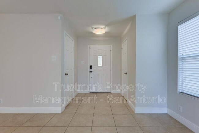 Building Photo - 8315 Deer Creek Run