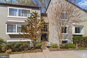 Building Photo - 11739 Ledura Ct