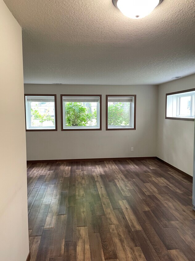 Foto principal - 4522 Aldrich Ave N