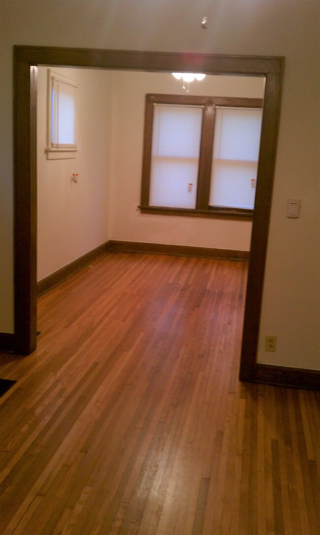 Building Photo - 499 Wyandotte Ave