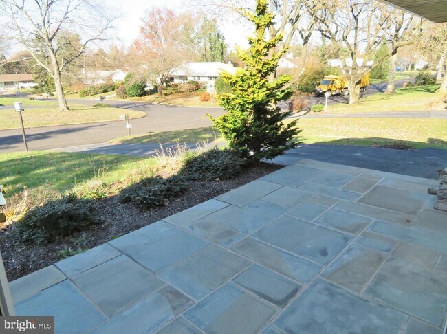 Foto del edificio - 4134 Twynnwood Rd