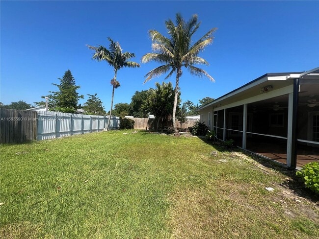 Building Photo - 9321 Sterling Dr