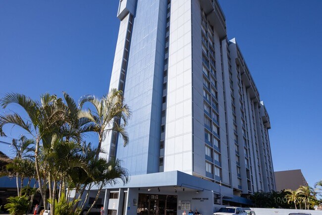 Foto del edificio - $2000.00|1bd/1ba Condominium ALL UTILITIES...