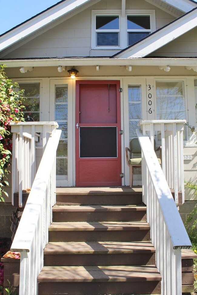 Building Photo - 3006 NE 66th Ave
