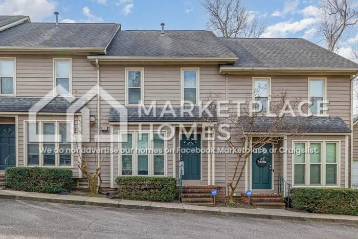 Foto principal - 225 Woodside Ave