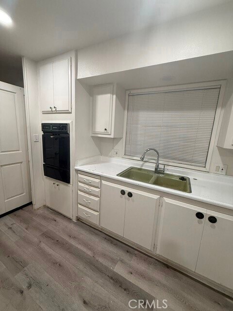 Foto del edificio - 8228 Beech Ave