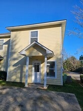 Building Photo - 1304 Tropical Cove