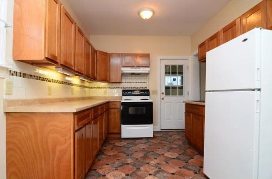 Primary Photo - 90 Conklin Ave