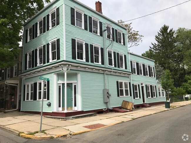 Building Photo - 21 2nd St
