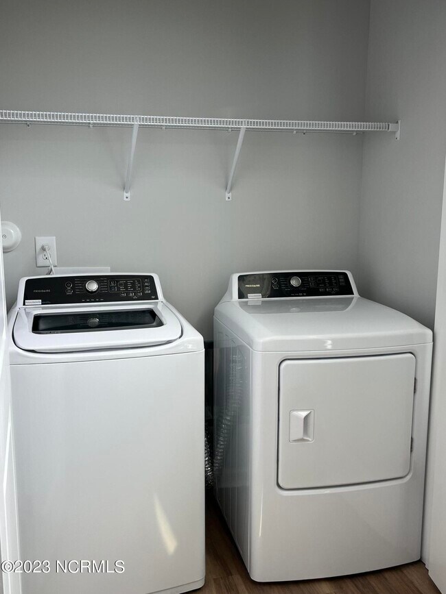 Foto del edificio - 2896 Summer Townes Wy