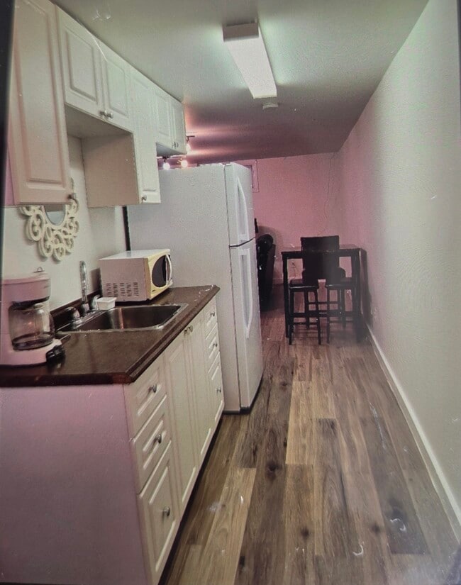 Building Photo - 35 Hillside Dr