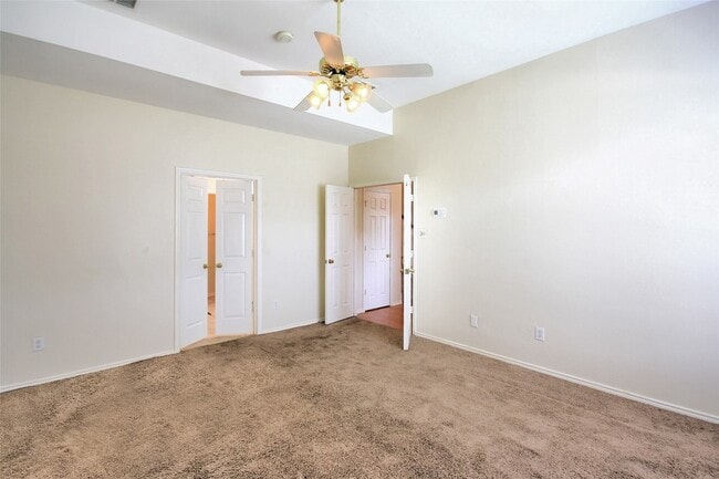 Photo - 624 Forest Hill Dr House