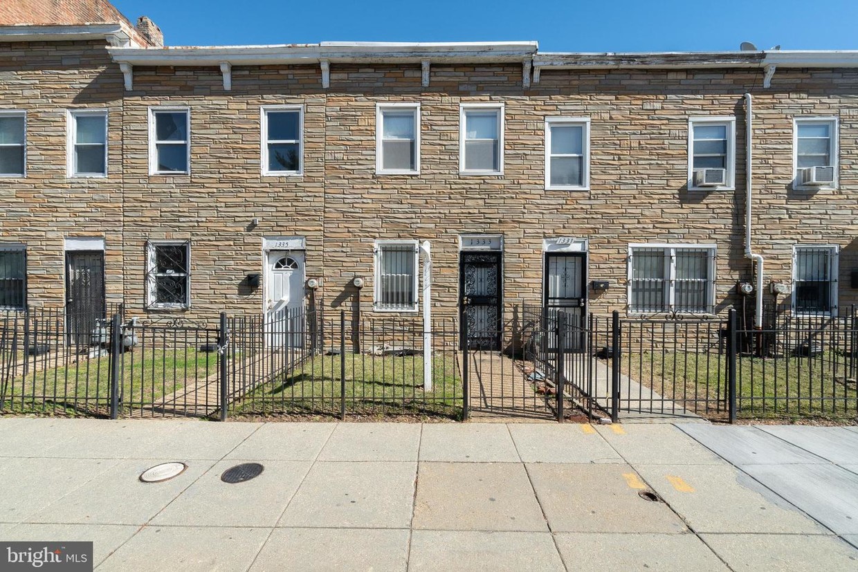 Primary Photo - 1333 6th St NW