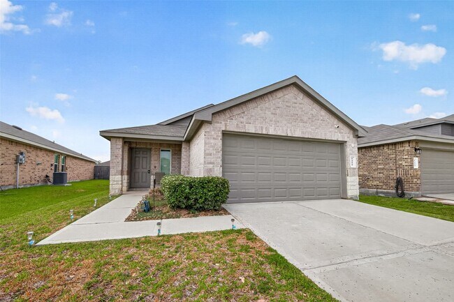 Building Photo - 5411 Wyndham Rdg Ln