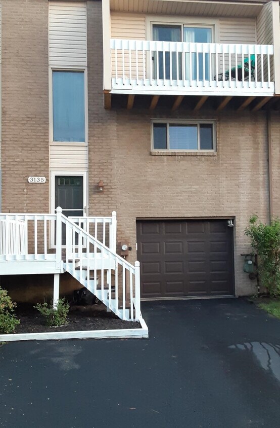 Street View - Notice the balcony of the upstairs bedroom - 3135 Camberly Dr