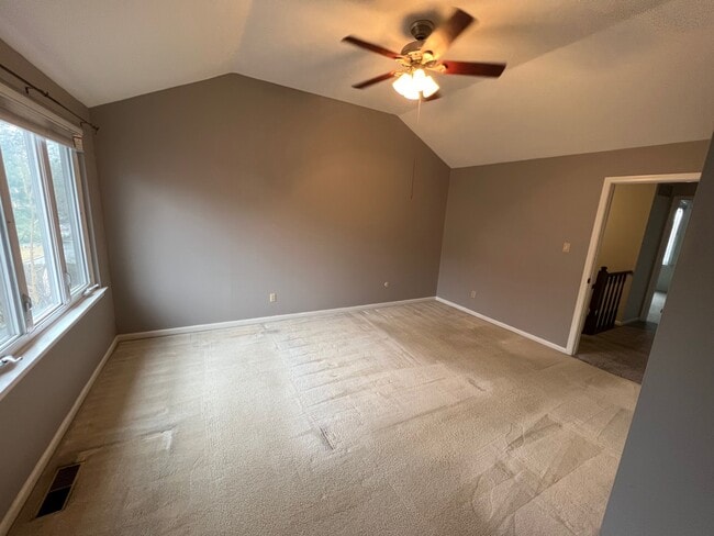 Building Photo - 363 Milford Ct