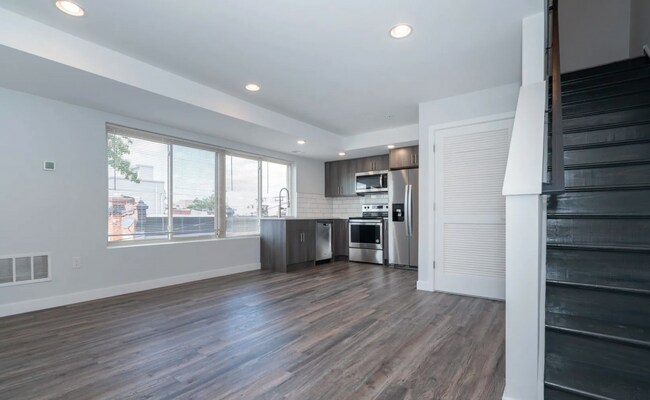 Foto del edificio - 1261-63 N Newkirk St