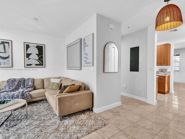 Building Photo - 476 SW 147th Ave