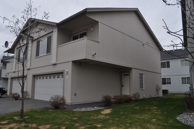 Building Photo - 3 Bedroom East Anchorage Condo!