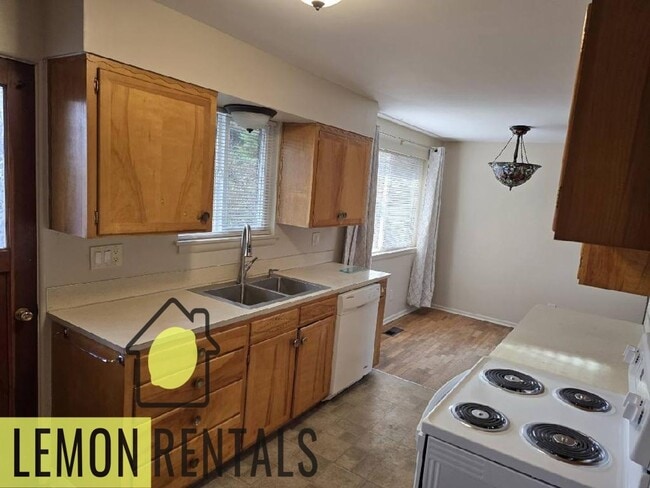 Foto del edificio - 1302 S 16th Ave