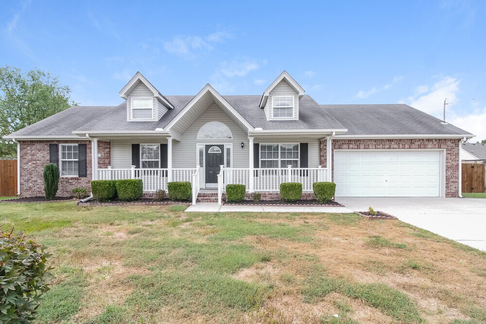 Primary Photo - 1403 Huddersfield Dr