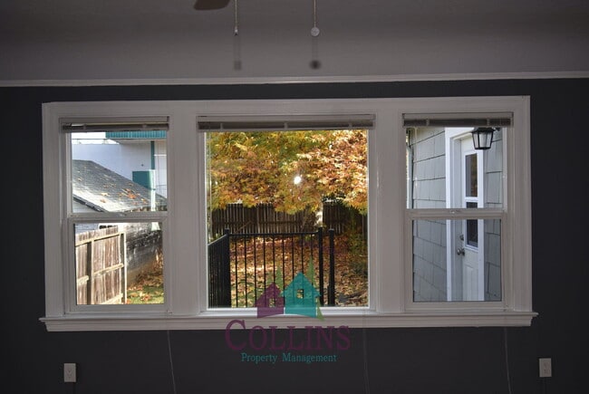 Building Photo - Close to downtown Grass Valley