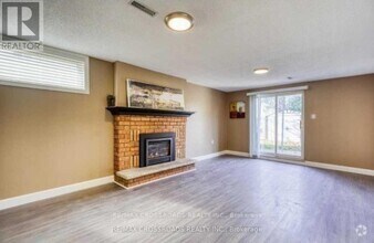 Building Photo - 304 Orsi Ave