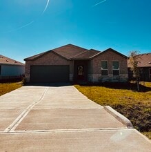 Building Photo - 16052 Tallis Dr