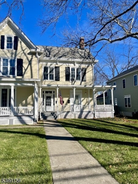 Foto del edificio - 301 W Blackwell St