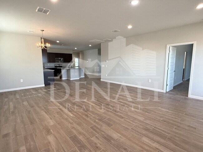 Building Photo - 17002 W Starr Rd