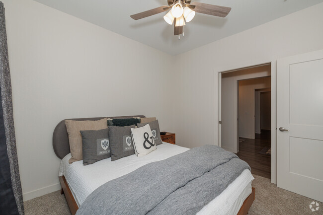 1BR, 1BA - 688SF - Bedroom - Rock Springs