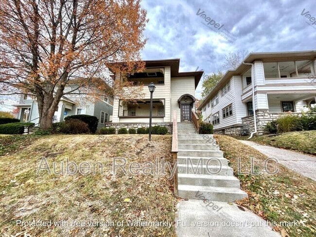 Foto del edificio - 5303 Charlotte St