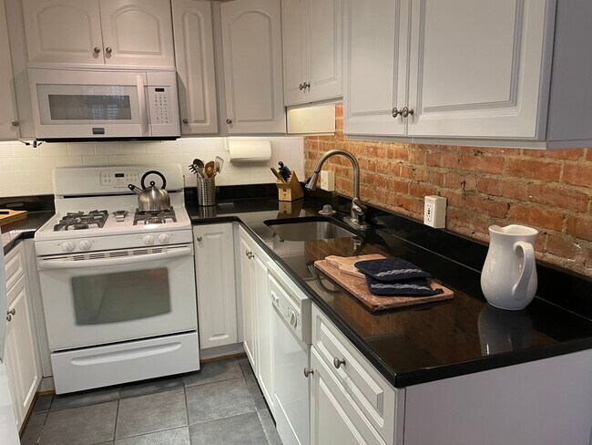 Photo - 3100 Wisconsin Ave NW Apartment