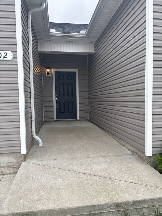 Foto del edificio - Beautiful 3 Bed 2 Bath Home in Shelbyville