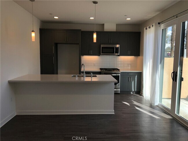 Foto del edificio - 4009 Mission Inn Avenue