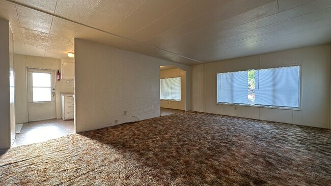 Foto del edificio - 2BR/2BA Mobile in Quiet Neighborhood