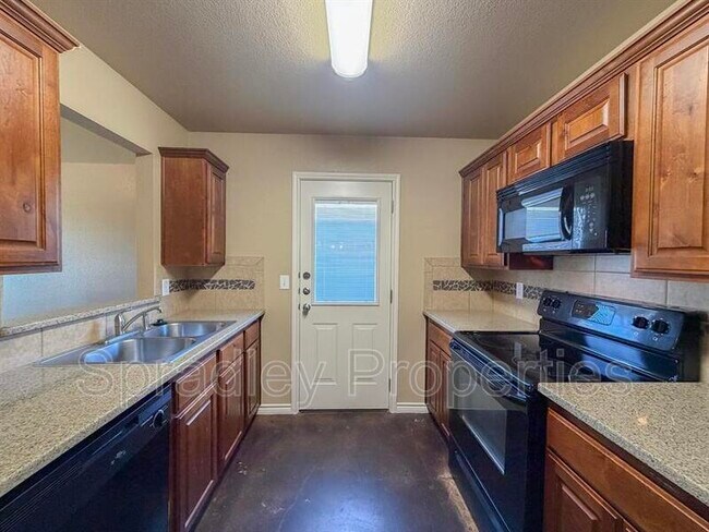 Building Photo - 4832A Deep Dr