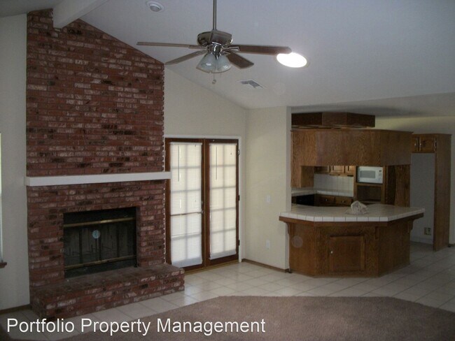 Building Photo - 3 br, 2 bath House - 9512 HEMINGWAY PL
