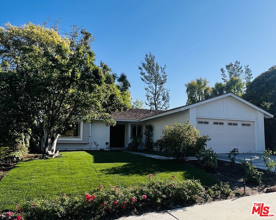 Primary Photo - 30872 Janlor Dr