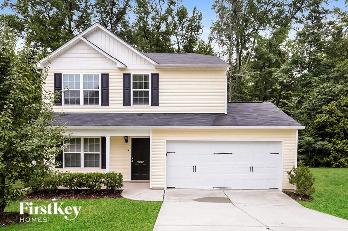 Foto principal - 2202 Matthew Oaks Ct