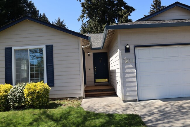 Building Photo - 7218 NE 65th Pl