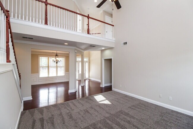 Foto del edificio - 217 Shelton Cir