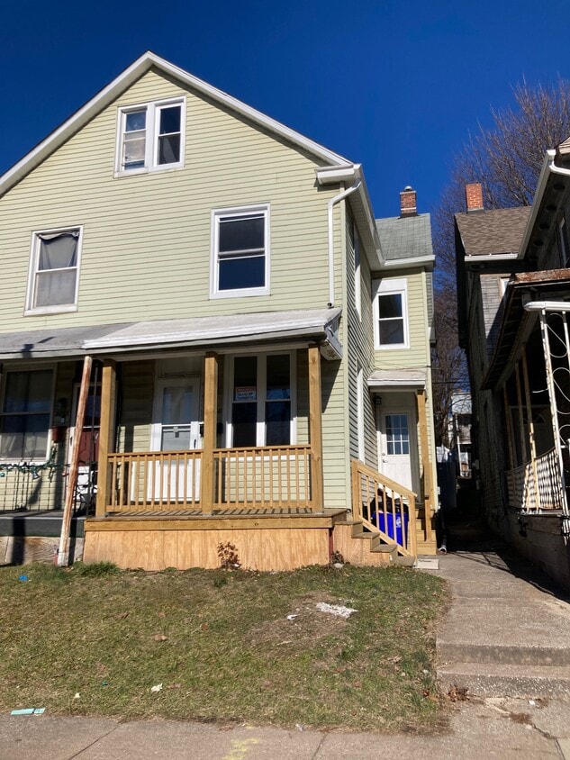 2030 Berryhill St, Harrisburg, PA 17104 House Rental in Harrisburg